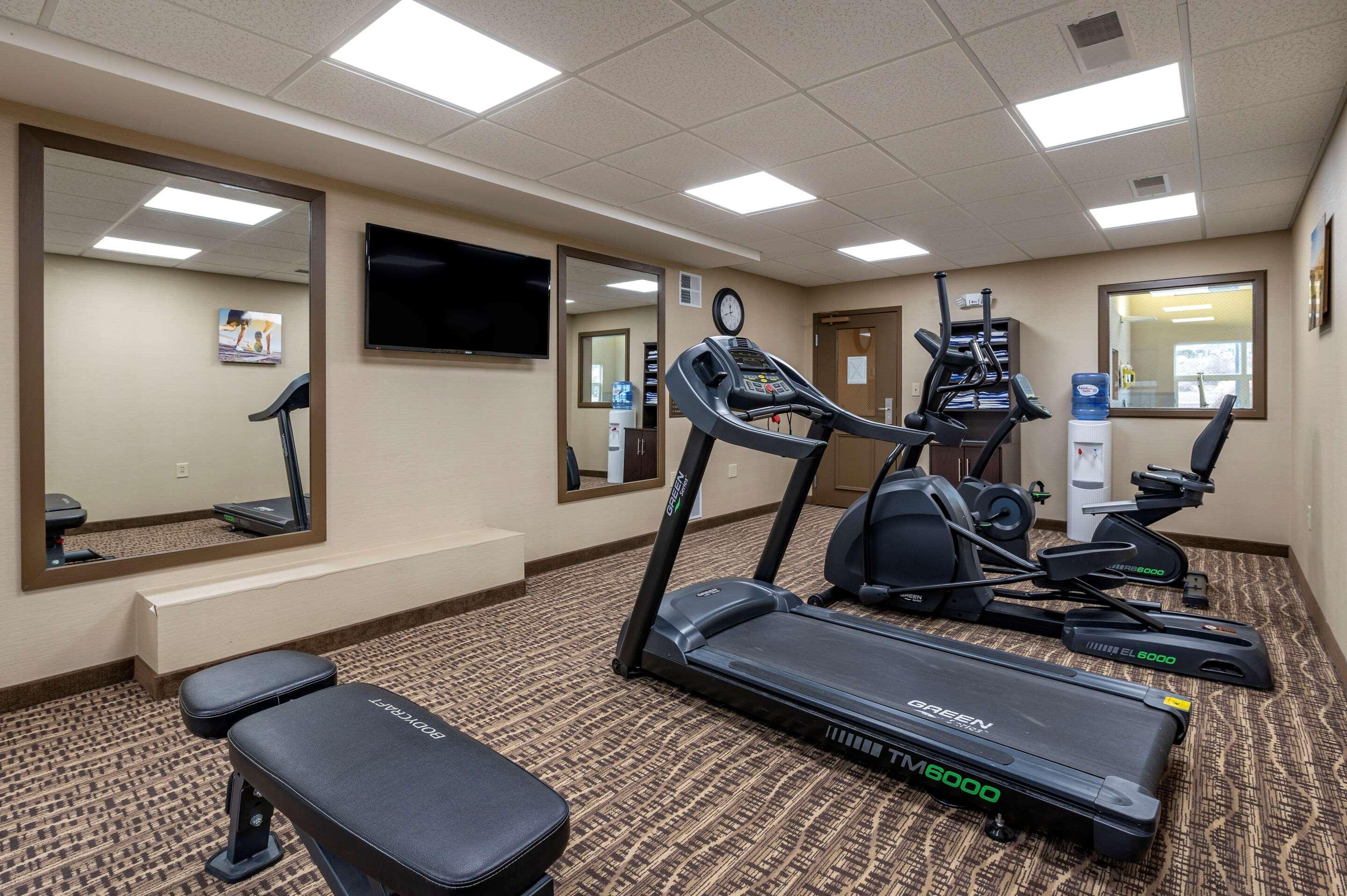 Comfort Inn & Suites Northern Kentucky Wilder Exteriör bild