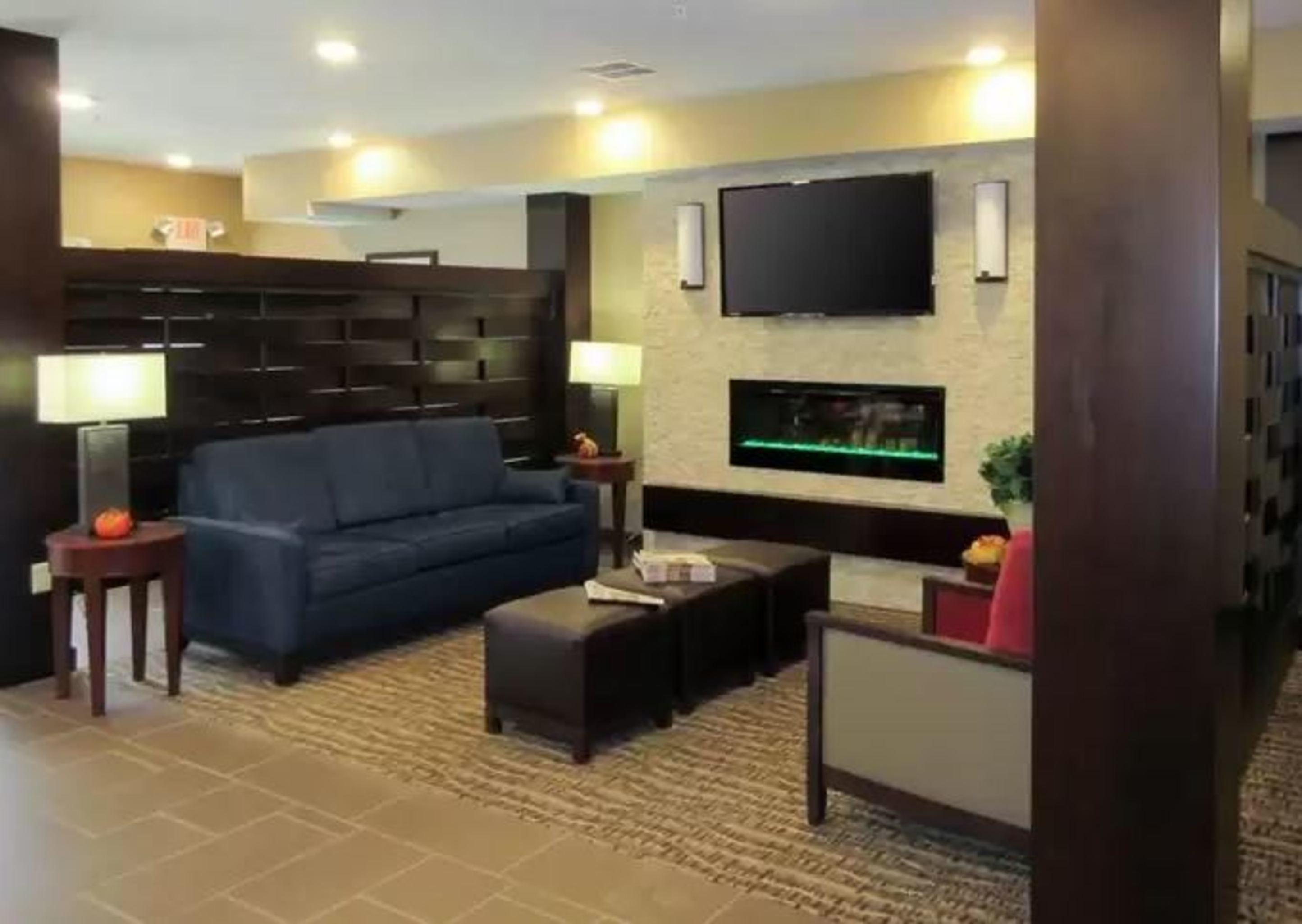 Comfort Inn & Suites Northern Kentucky Wilder Exteriör bild