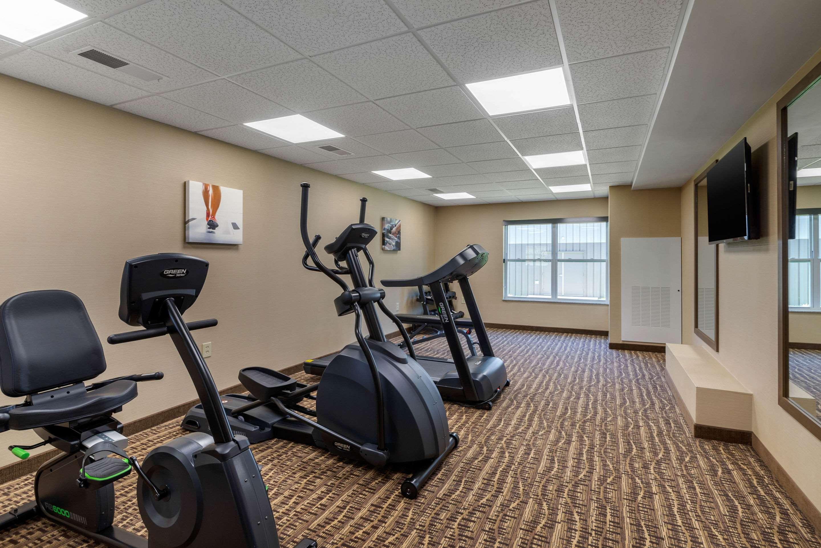 Comfort Inn & Suites Northern Kentucky Wilder Exteriör bild